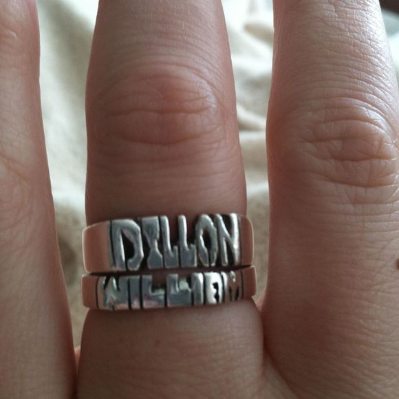 Meet your Posher, Maura - Picture 1 of 1